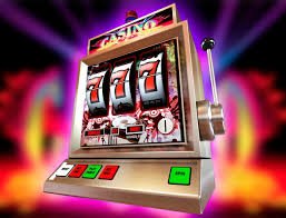 မြန်မာ online slots ကစားသမားများ mhar777 တွင် progressive jackpot slots ကစားနေသည့် မြင်ကွင်း